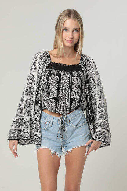 Fall Swing Bell Sleeve Top - ivyandlavyboutique ANGIE