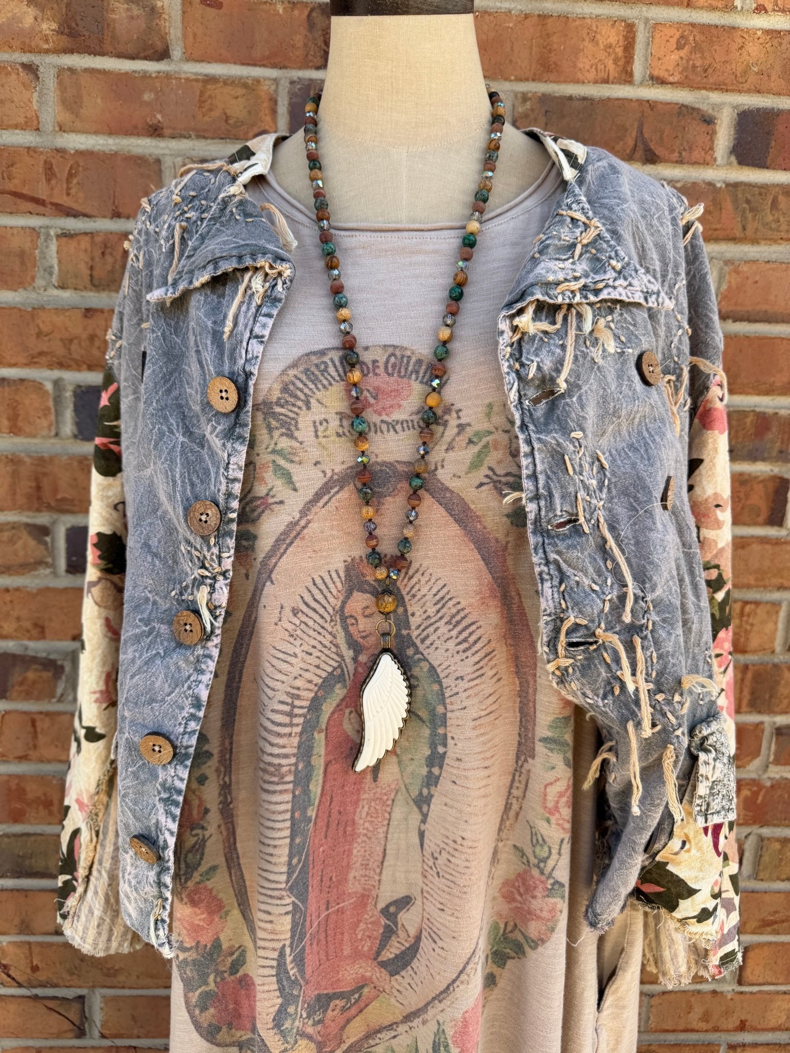 Feather in the Wind Necklace - ivyandlavyboutique ivyandlavyboutique