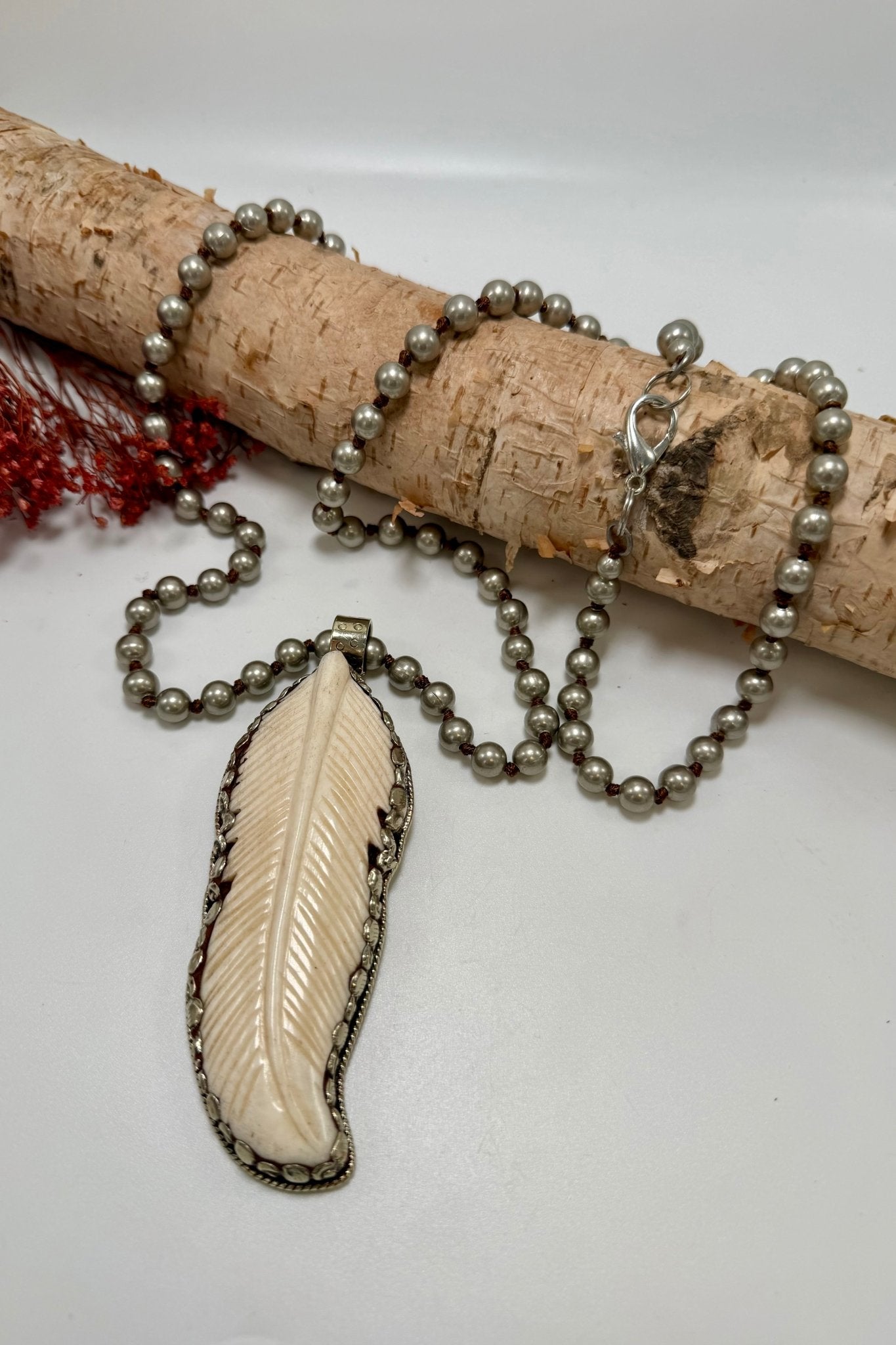 Feather Long Drop Necklace - ivyandlavyboutique ivyandlavyboutique