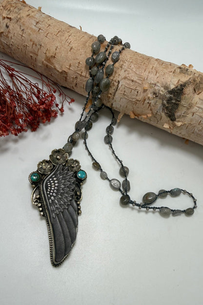 Feather of Darkness Necklace - ivyandlavyboutique ivyandlavyboutique