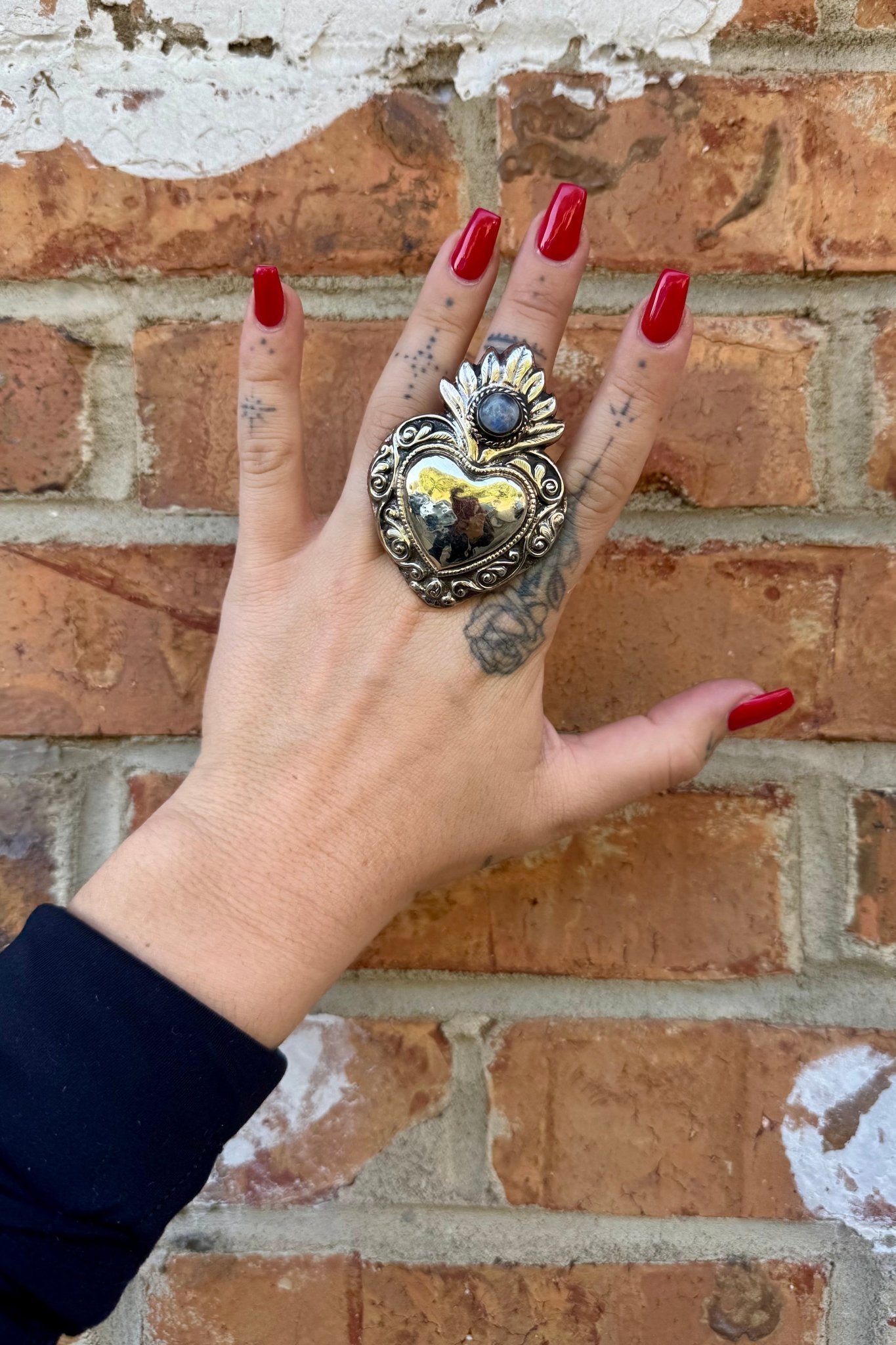Flaming Heart in Silver w/ Moonstone - ivyandlavyboutique ivyandlavyboutique