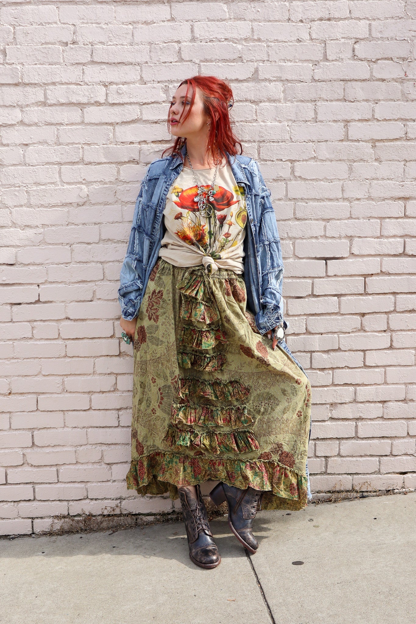 Floral Veiws - Moon Dance Distressed Cotton Tee Top - ivyandlavyboutique Jaded Gypsy