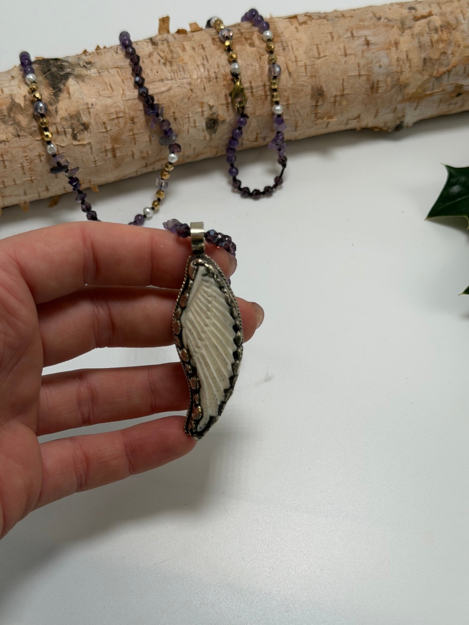 Fly Away Feather Necklace - ivyandlavyboutique ivyandlavyboutique