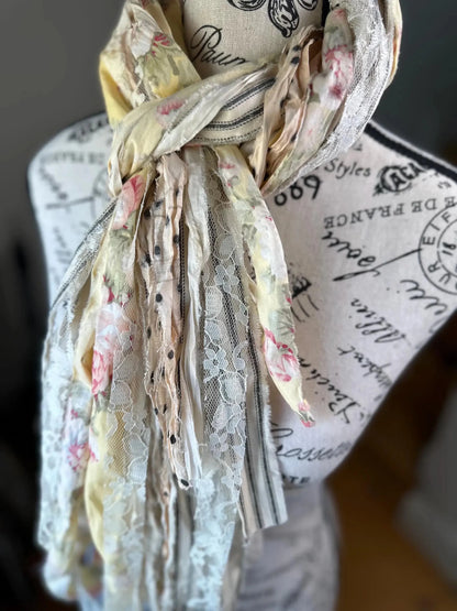 Fringe Scarf - L'Occitane: Off-White & Black - ivyandlavyboutique The Curated Raven