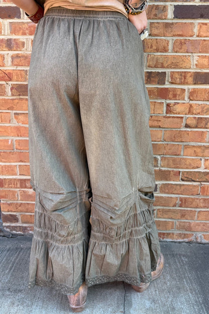 Gathered Together Bloomers in Chocolate - ivyandlavyboutique Jaded Gypsy