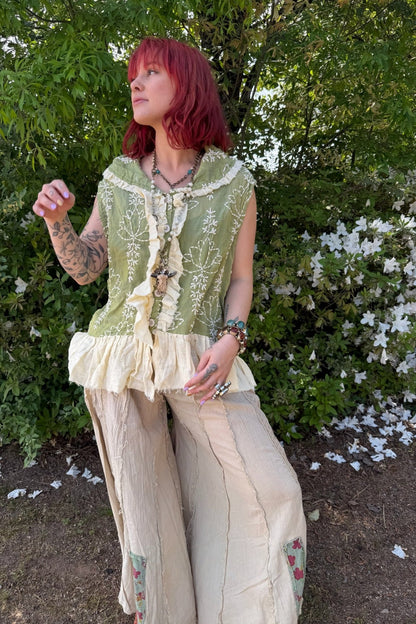 Green Apple Embroidery Ruffle Vest - ivyandlavyboutique A Rare Bird Shop