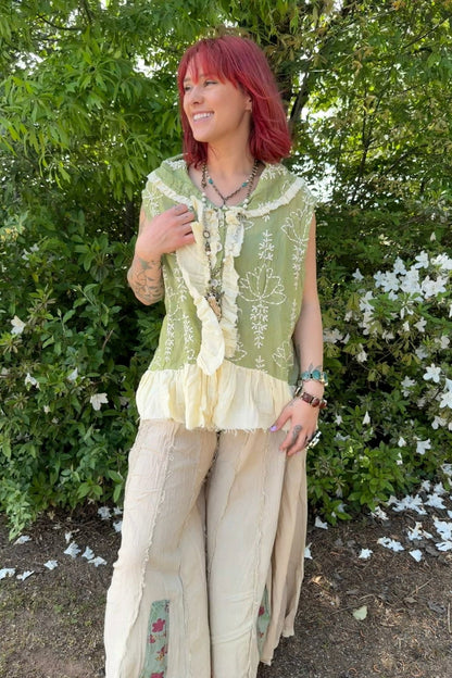 Green Apple Embroidery Ruffle Vest - ivyandlavyboutique A Rare Bird Shop