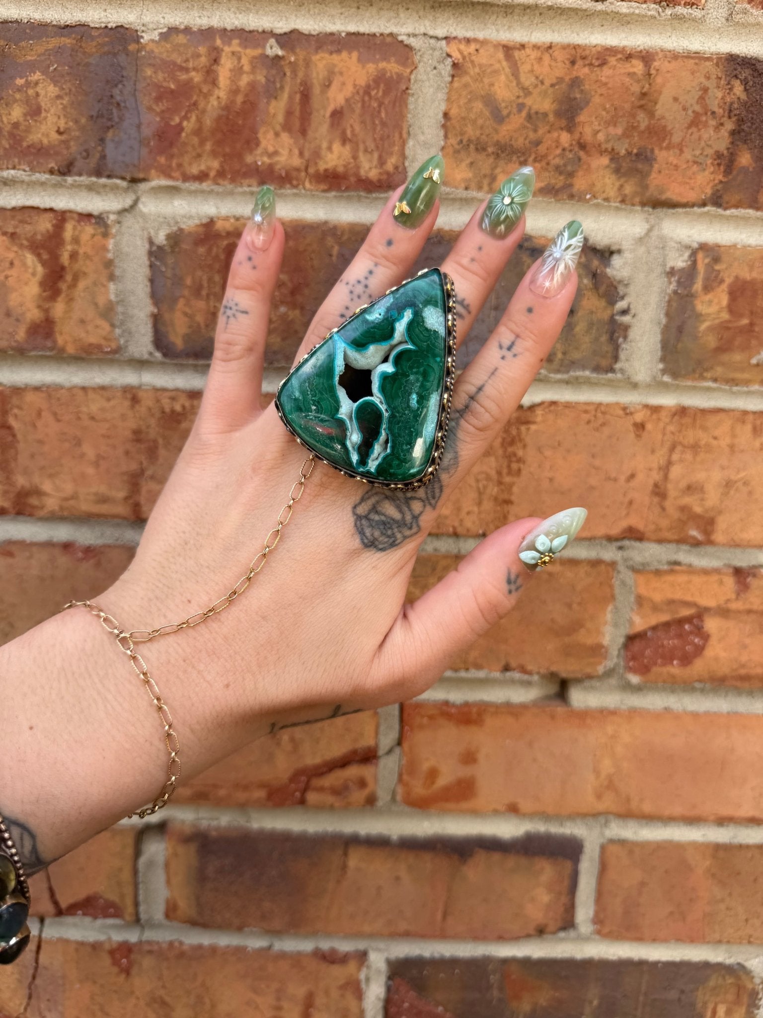 Green Envy Cutout Ring - ivyandlavyboutique ivyandlavyboutique