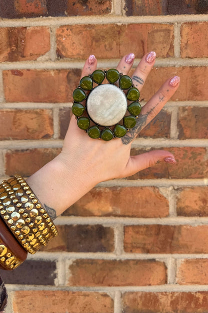 Green Garden Circle Ring - ivyandlavyboutique ivyandlavyboutique