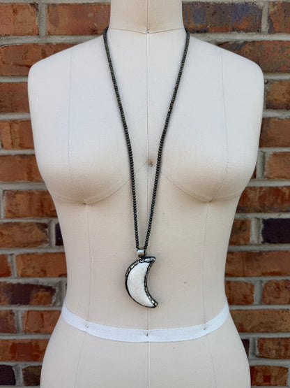 Half Moon At Night Necklace - ivyandlavyboutique ivyandlavyboutique