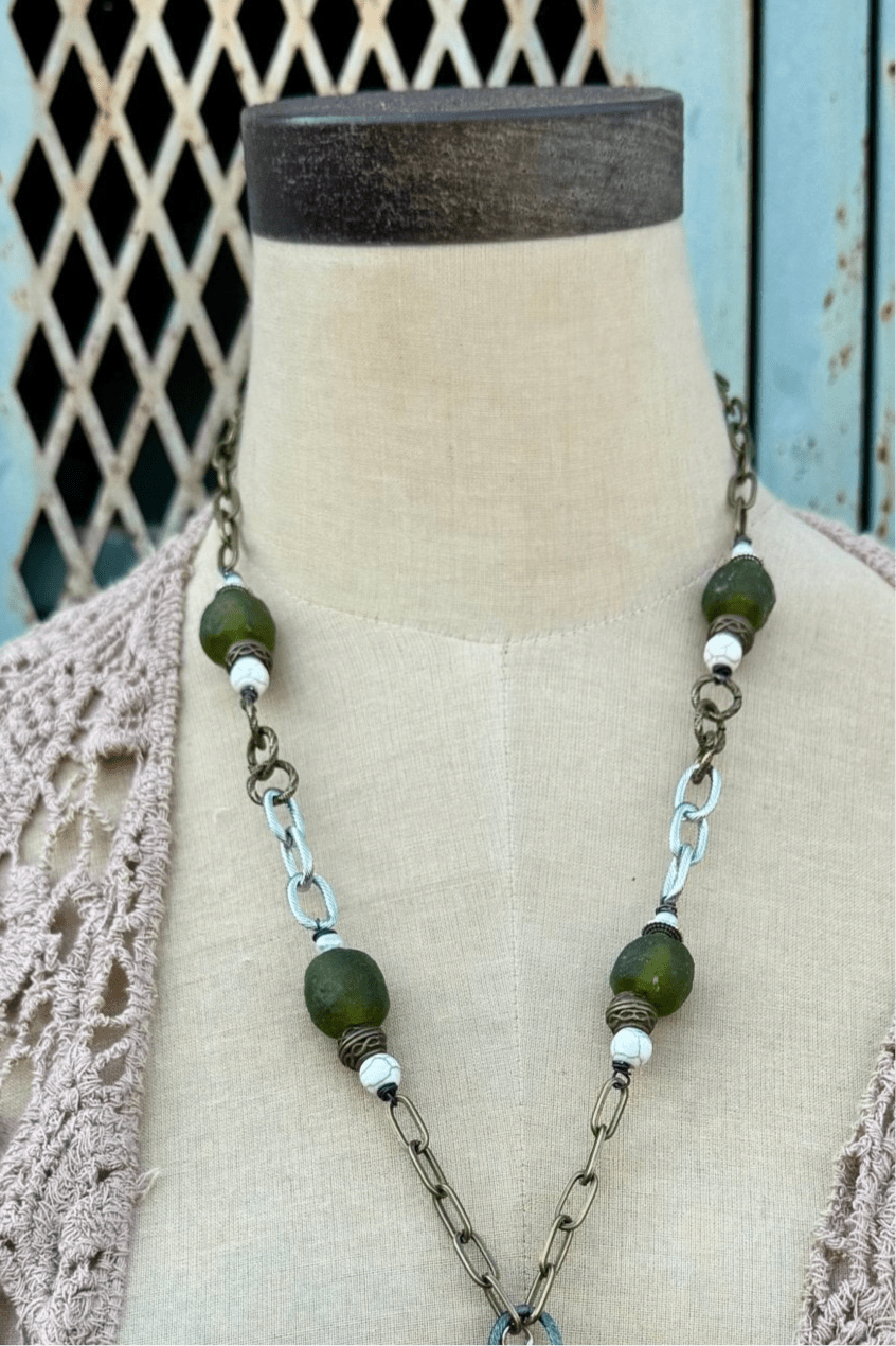 Hamsa Hand Statement Necklace - ivyandlavyboutique ivyandlavyboutique