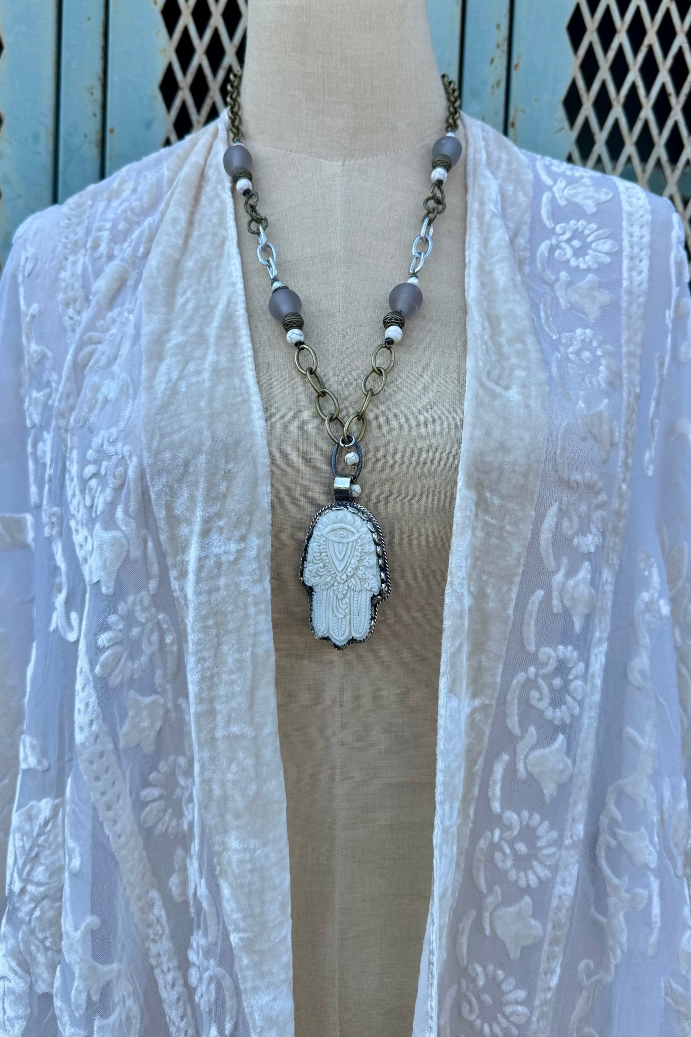Hamsa Hand Statement Necklace - ivyandlavyboutique ivyandlavyboutique