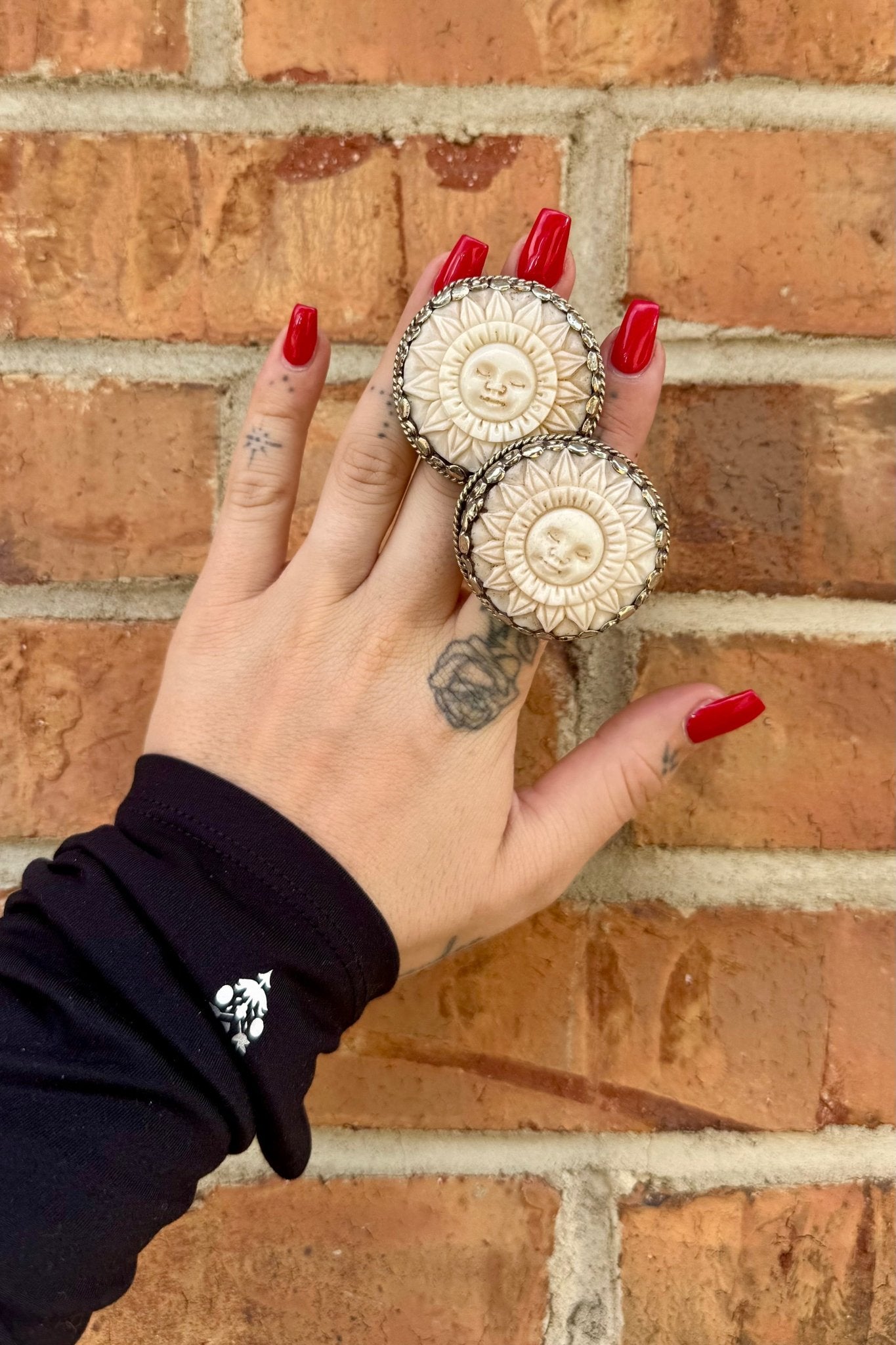 Happy Bliss in the Sun Ring - ivyandlavyboutique ivyandlavyboutique