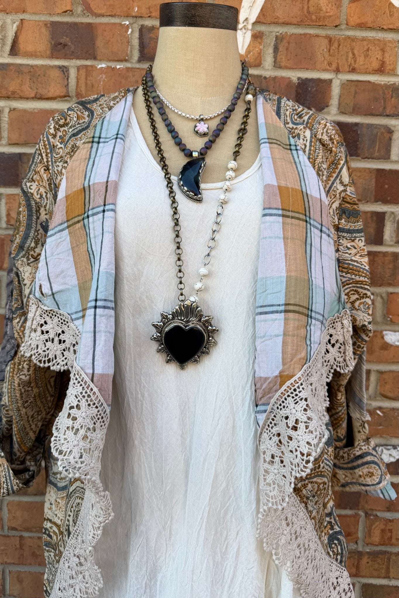 Heart on Fire Black Statement Handmade Necklace - ivyandlavyboutique ivyandlavyboutique