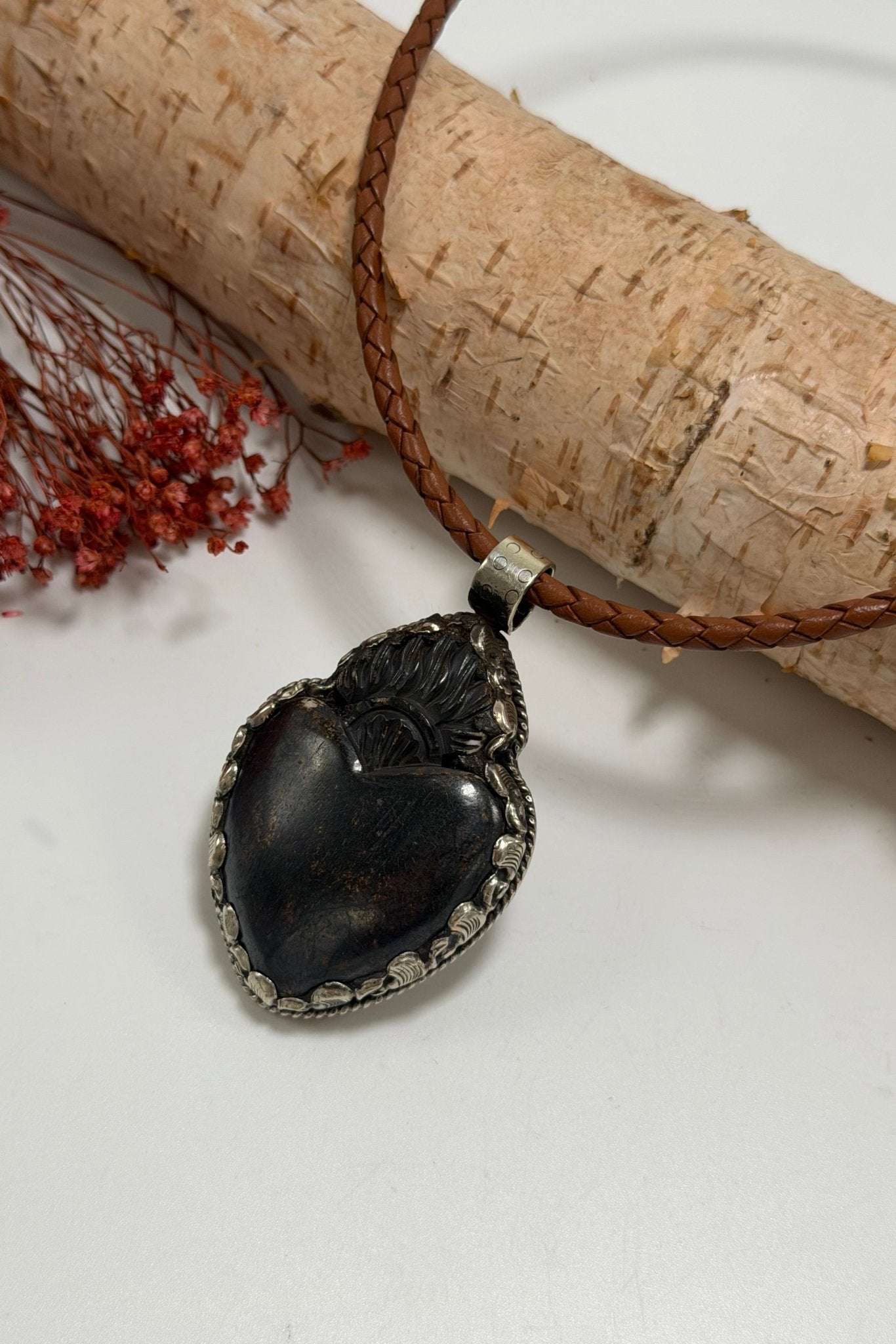 Heart Soaring Choker - ivyandlavyboutique ivyandlavyboutique