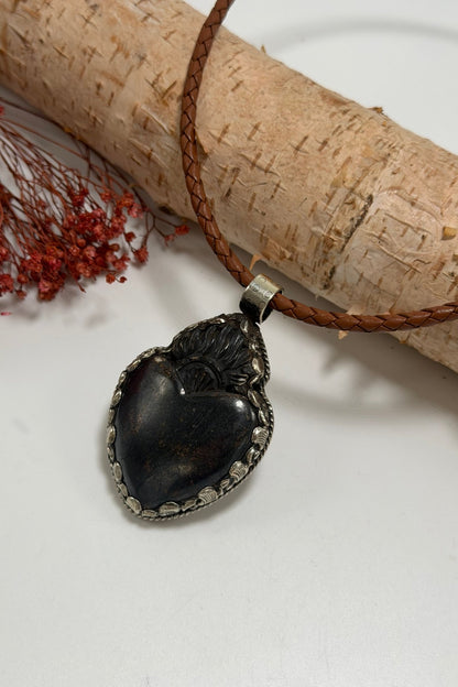 Heart Soaring Choker - ivyandlavyboutique ivyandlavyboutique