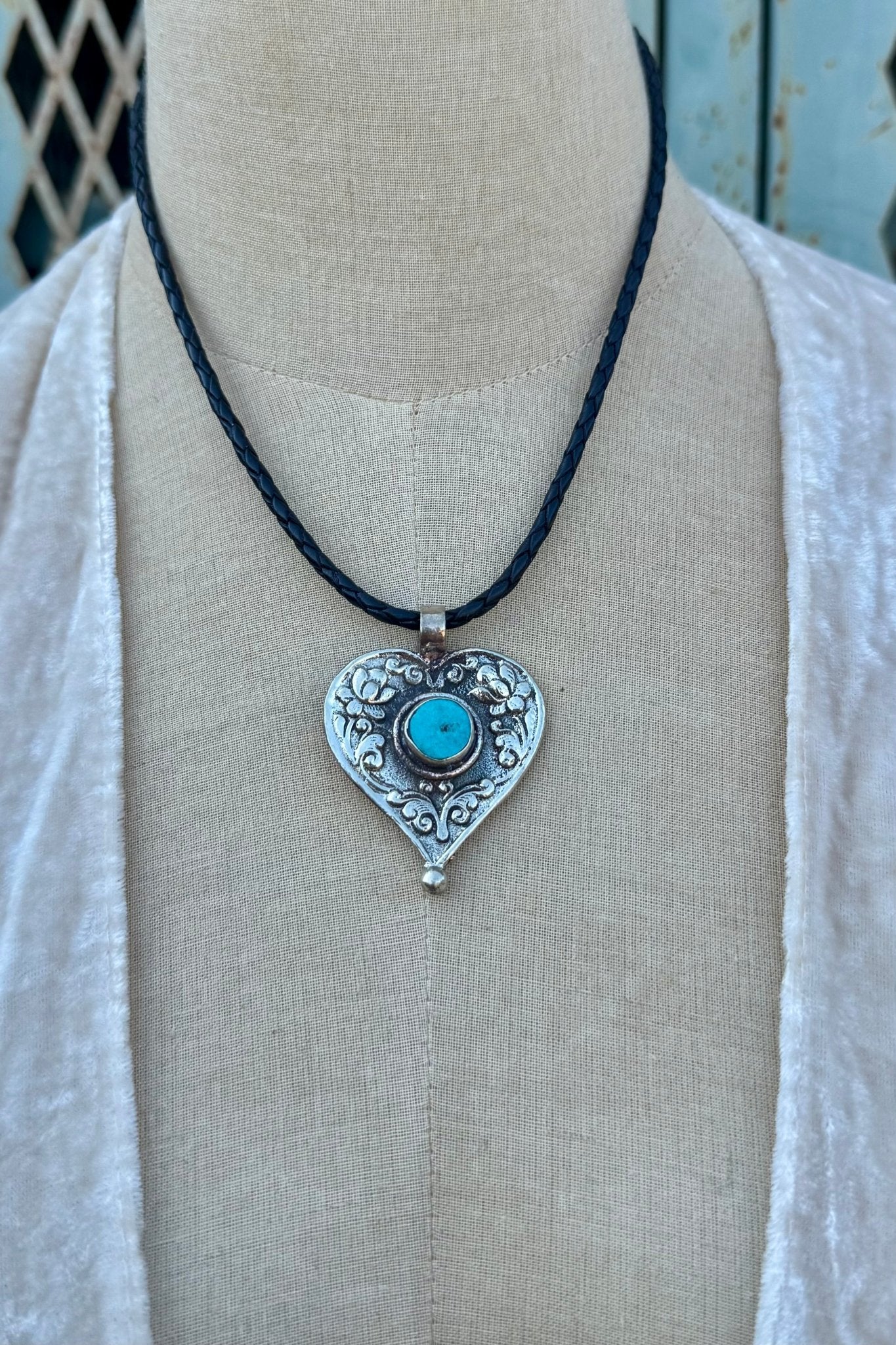 Heart w/ Turquoise Necklace - ivyandlavyboutique ivyandlavyboutique