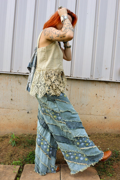 Heirloom Heart Tank - Tea Stain - ivyandlavyboutique Jaded Gypsy