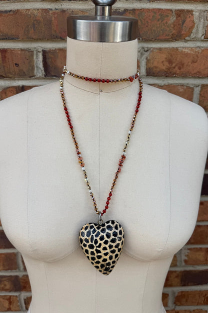 Hiding Out Printed Heart Necklace - ivyandlavyboutique ivyandlavyboutique