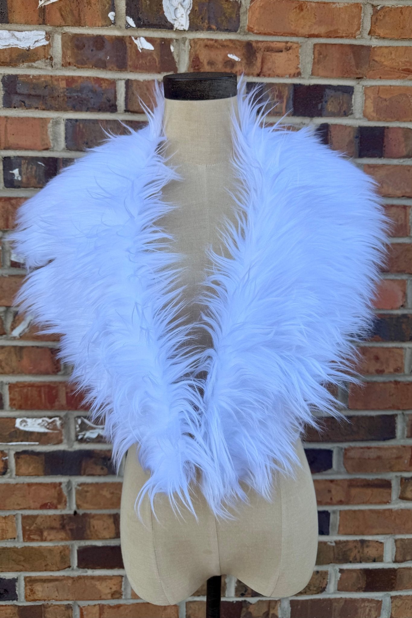 Hippie Vibes Faux Fur Collar - ivyandlavyboutique Jennafer Grace