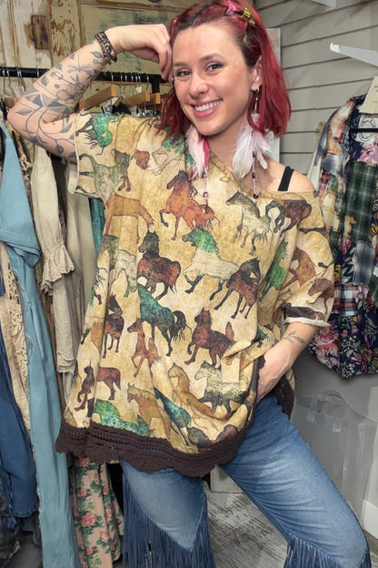 Horse Tee Shirt - ivyandlavyboutique A Rare Bird Shop