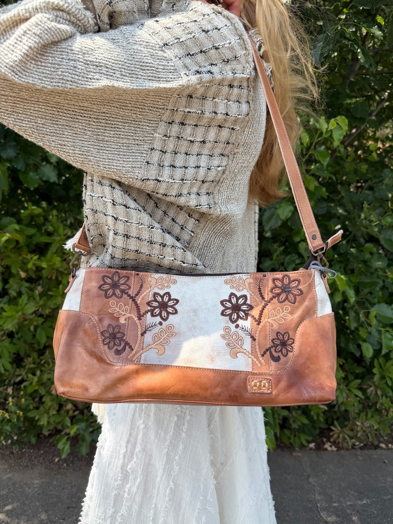Hyperbolic Sling Bag - Bedstu - ivyandlavyboutique Bed/Stu