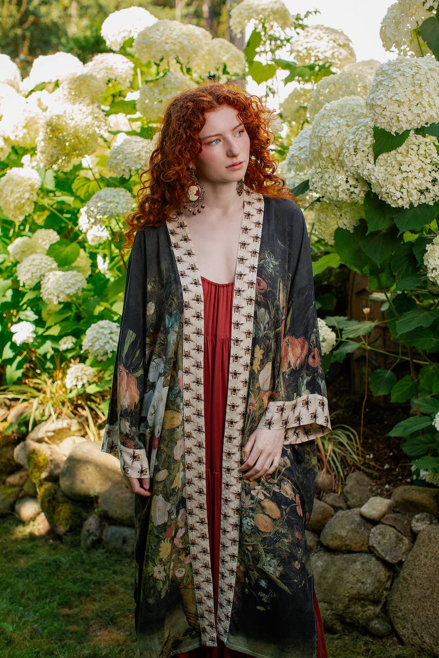 I Dream In Flowers Opera Duster Kimono Robe w/ Bees: Classic - ivyandlavyboutique Market of Stars