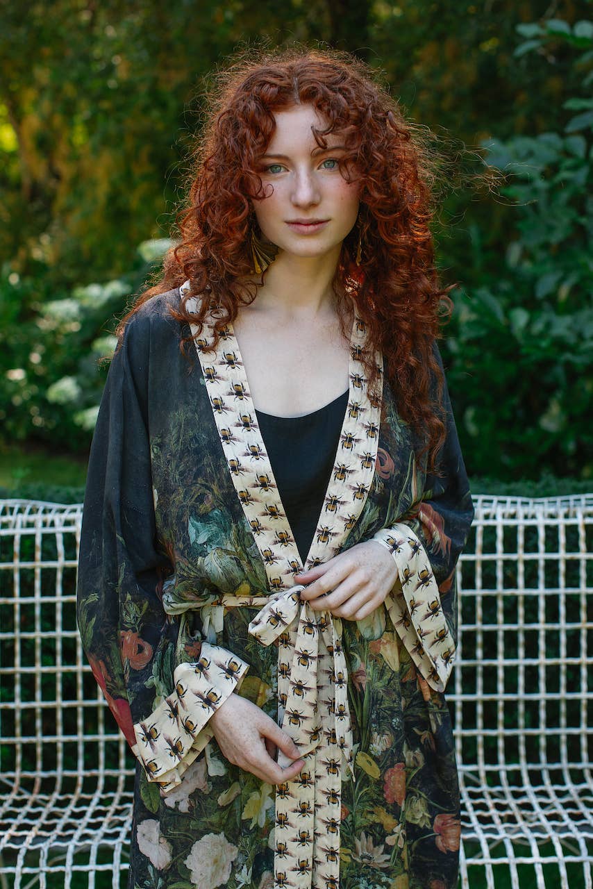 I Dream In Flowers Opera Duster Kimono Robe w/ Bees: Classic - ivyandlavyboutique Market of Stars