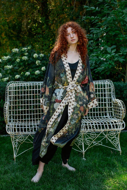 I Dream In Flowers Opera Duster Kimono Robe w/ Bees: Classic - ivyandlavyboutique Market of Stars