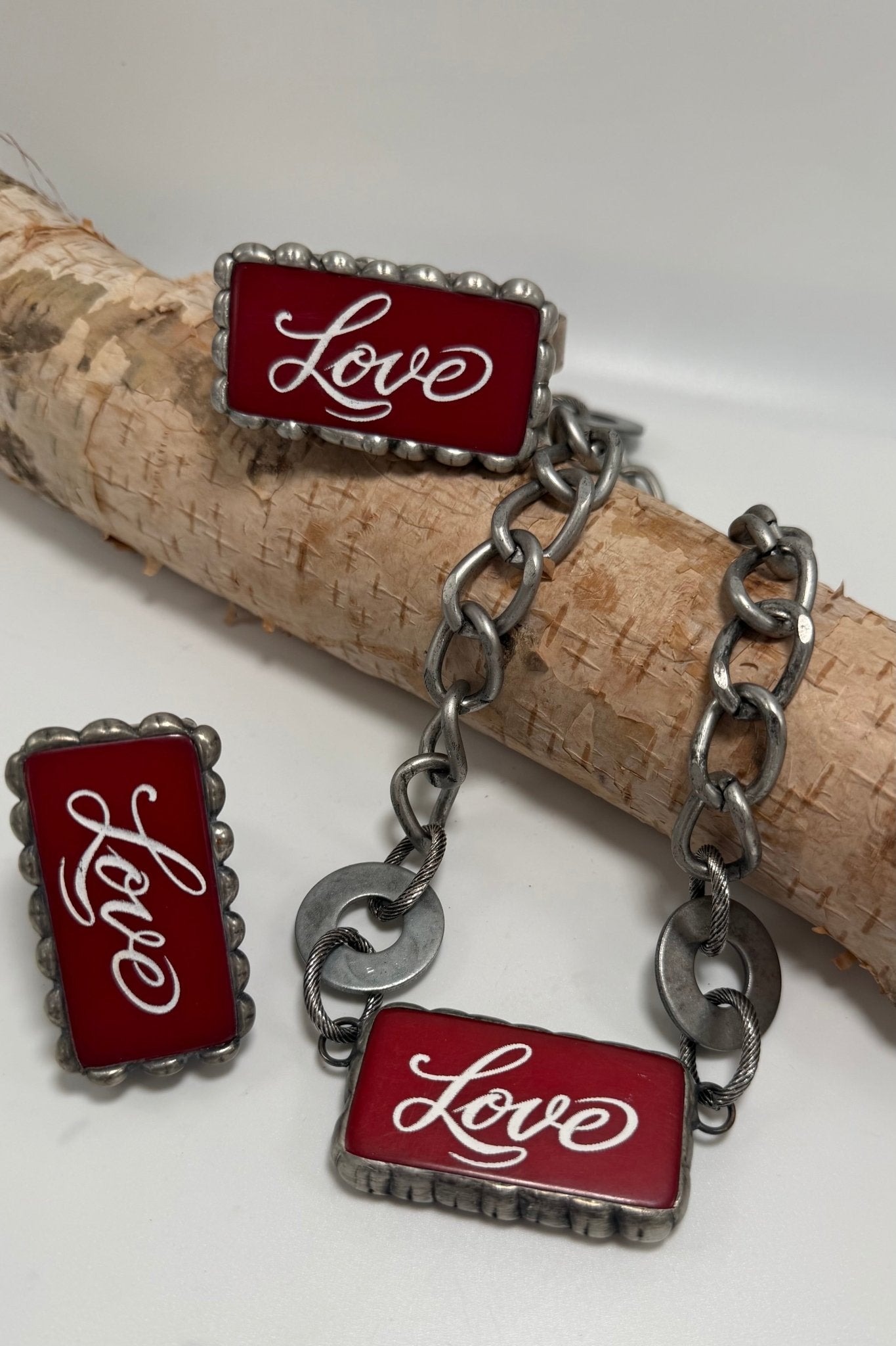 In LOVE Necklace - ivyandlavyboutique Art by Amy