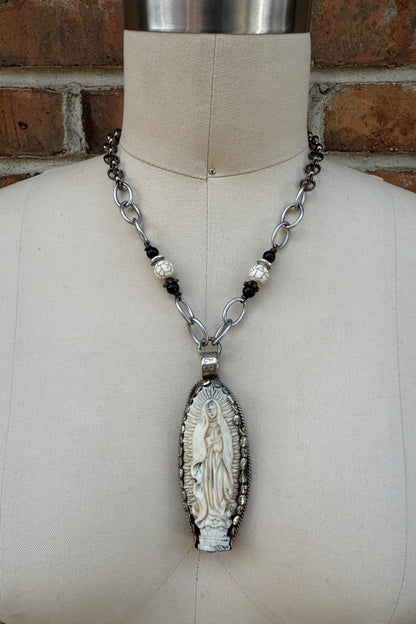 In Prayer Lady Necklace - ivyandlavyboutique ivyandlavyboutique