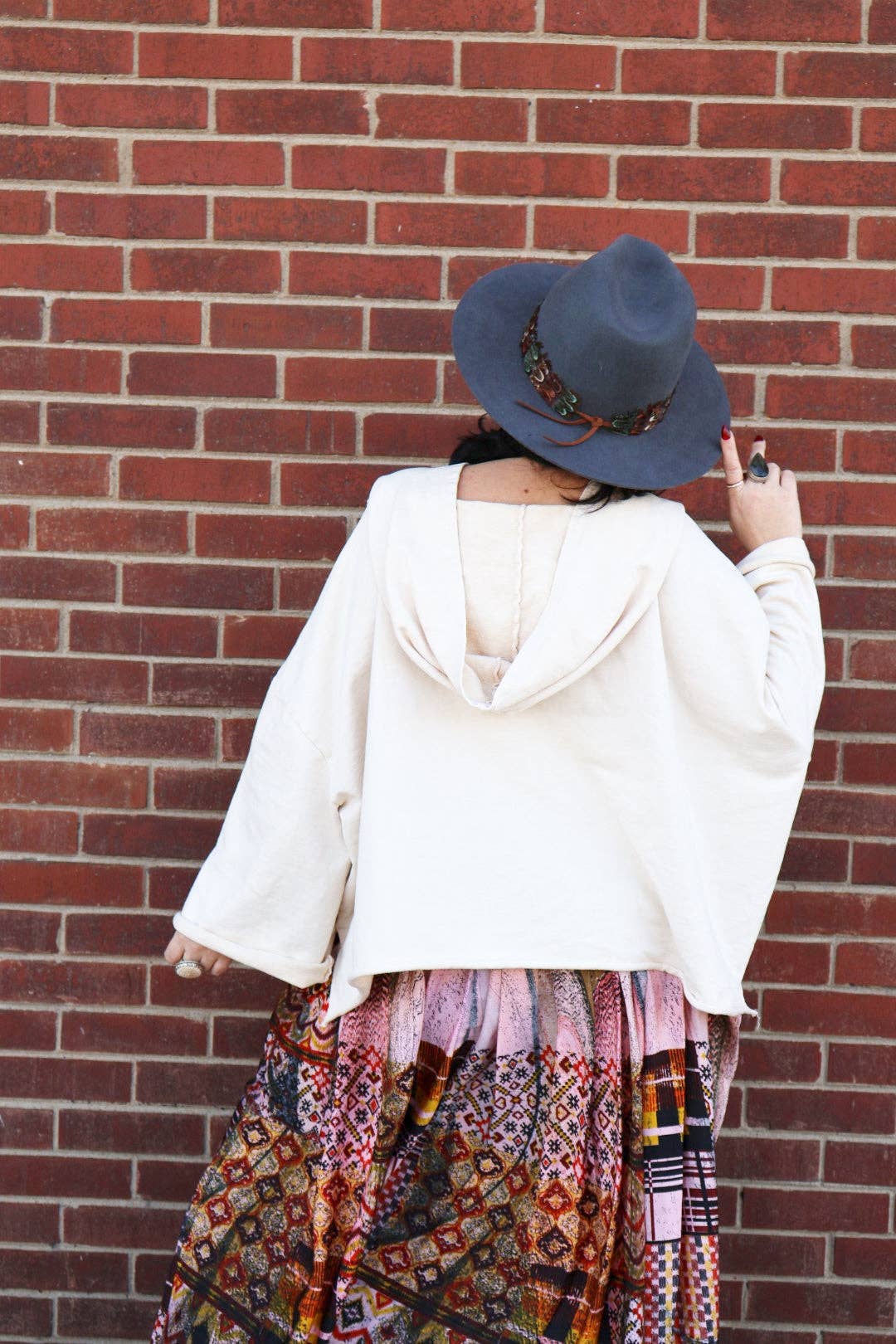Kantha Bae Dream Cropped Hoodie - Cream Boho Heart Graphi - ivyandlavyboutique Kantha Bae