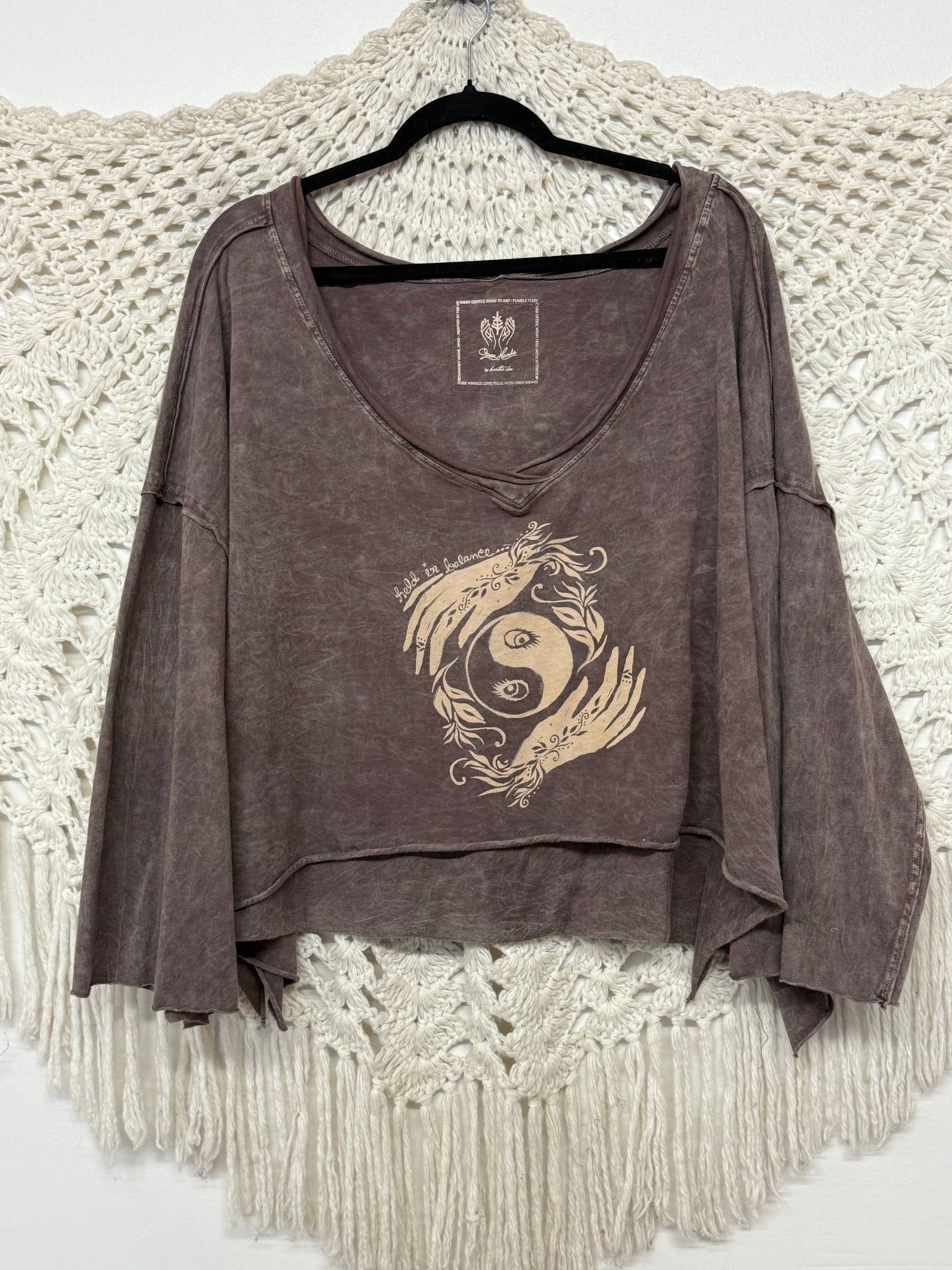 Kantha Bae Dream Cropped Tee - Held In Balance Yin Yang Boho - ivyandlavyboutique Kantha Bae