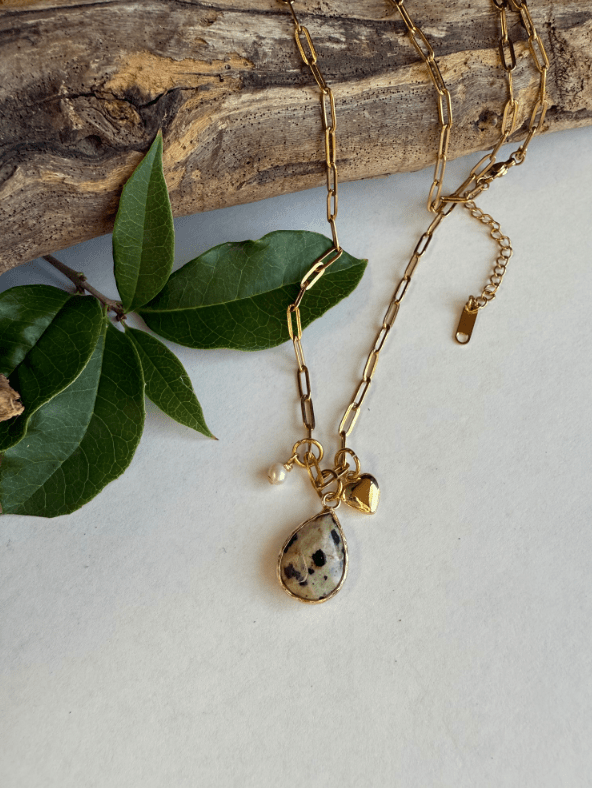 Kiwi Stone Teardrop Charm Necklace - ivyandlavyboutique Spirit Lala