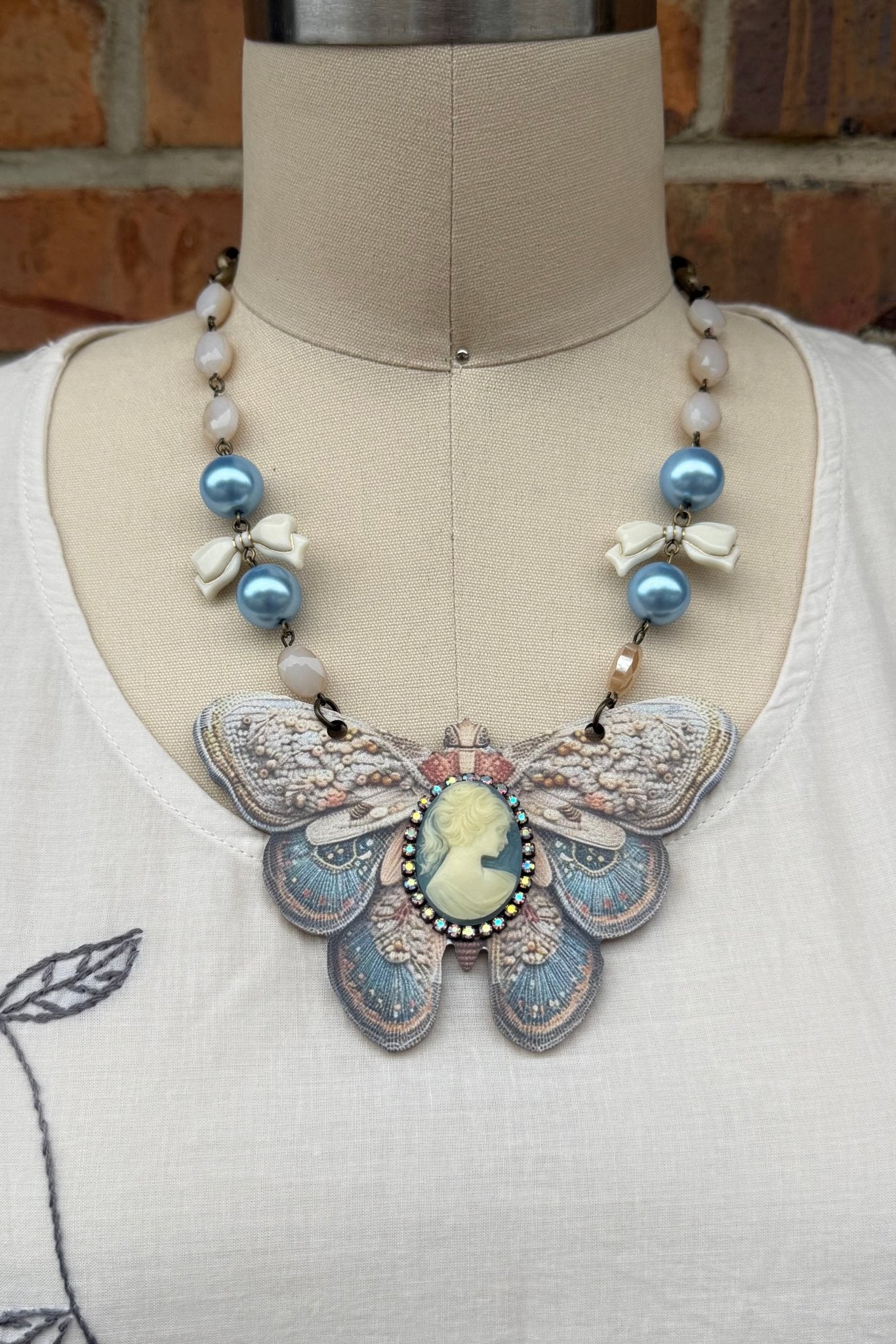 Lady Madam Necklace - ivyandlavyboutique Gypsy South