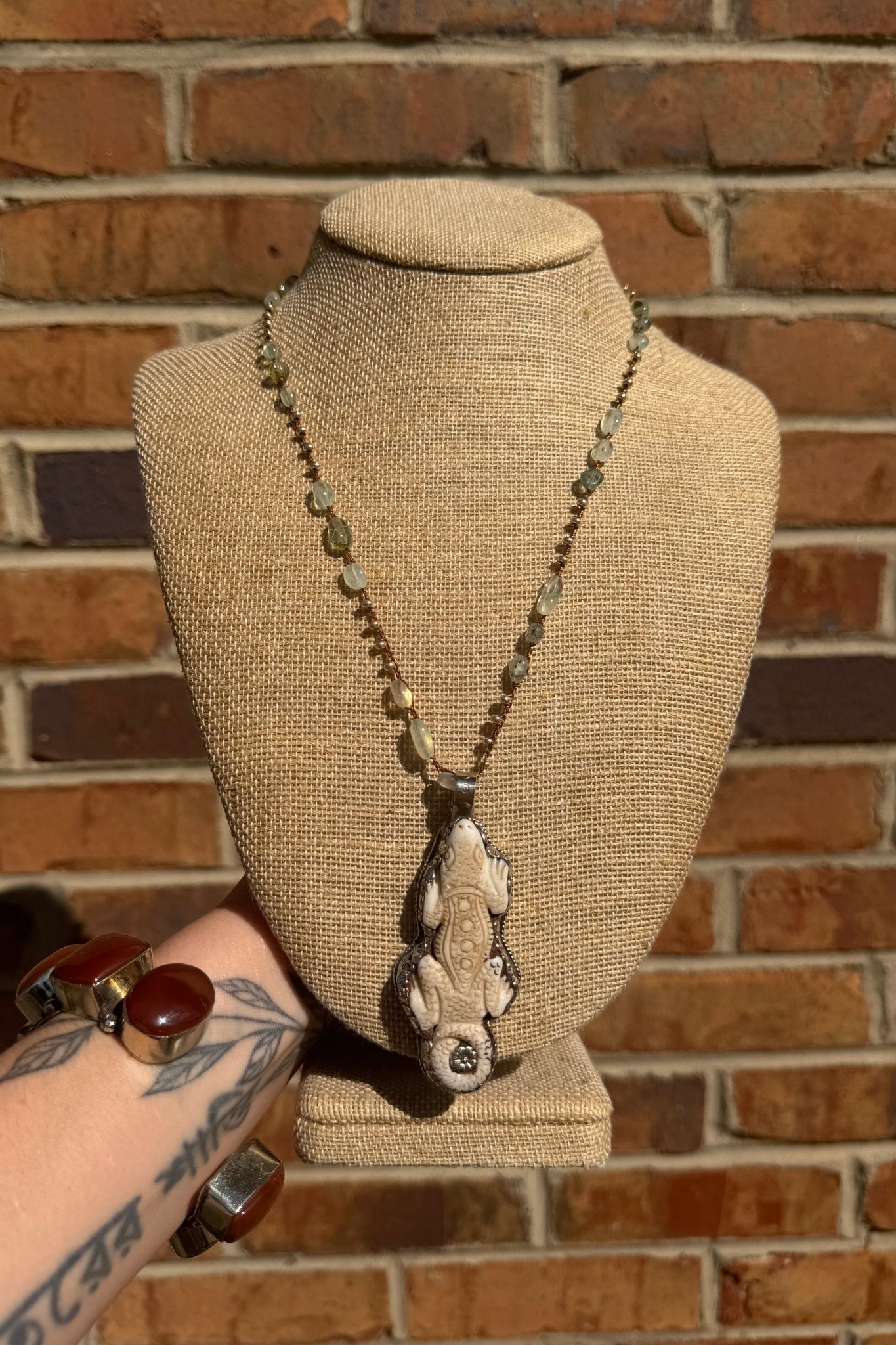 Leaping Lizards Shortie Necklace - ivyandlavyboutique ivyandlavyboutique