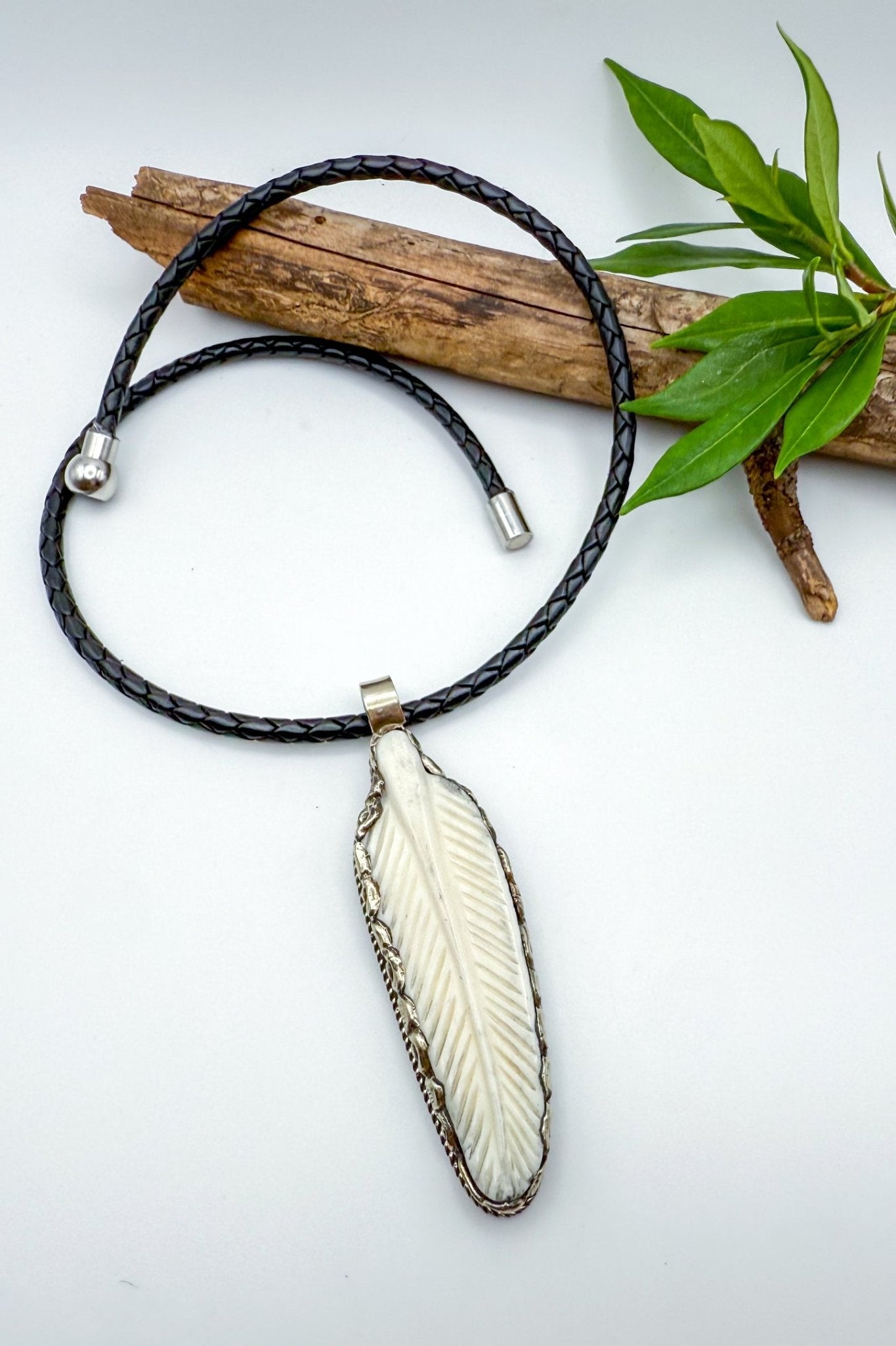Leather Feather Pendant Choker - ivyandlavyboutique Spirit Lala