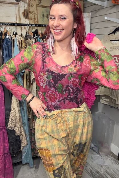 Lil Miss Priss Feather Earring in Pink - ivyandlavyboutique A Rare Bird Shop