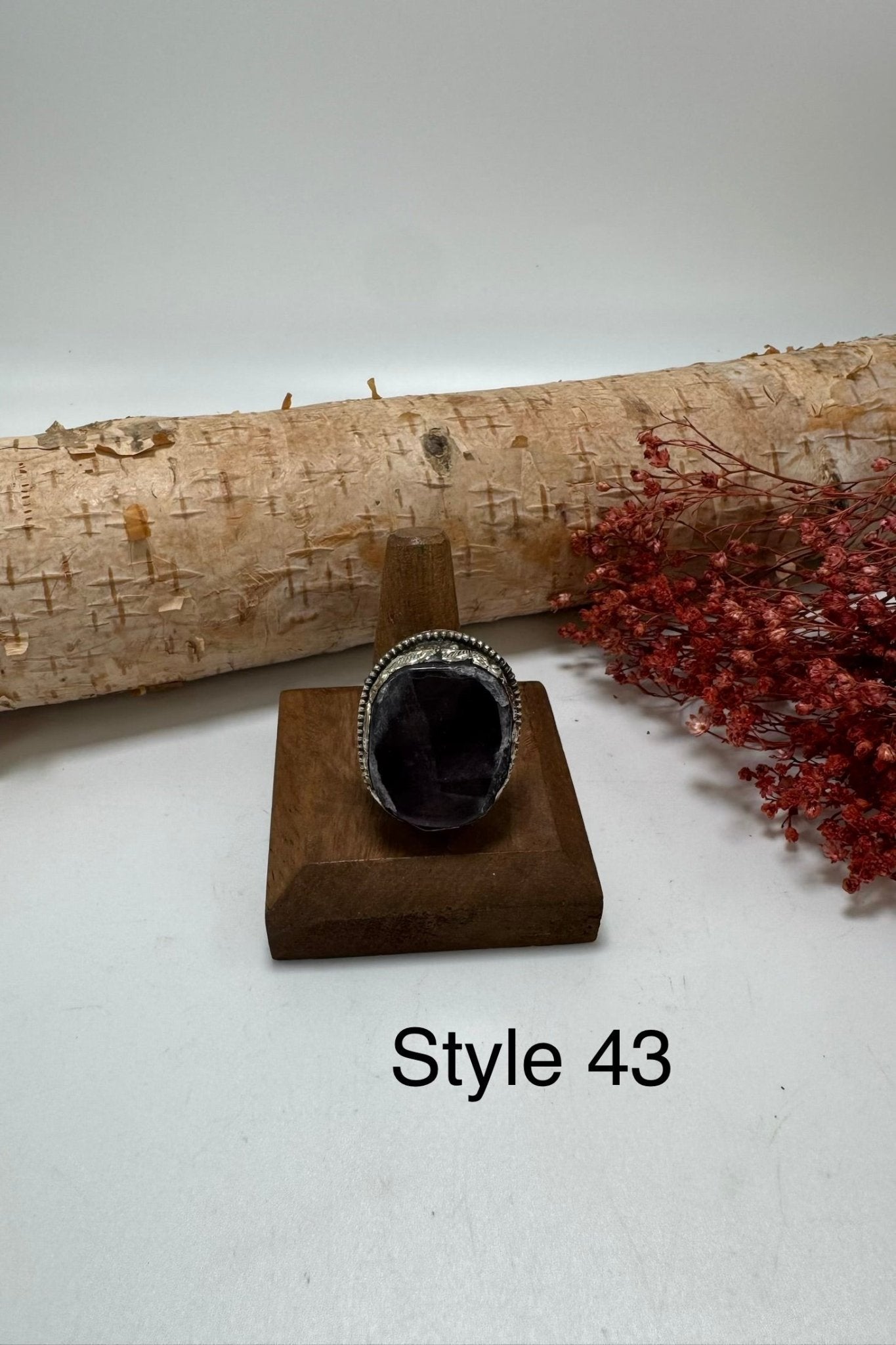 Lil Stunner Stone Ring - ivyandlavyboutique ivyandlavyboutique