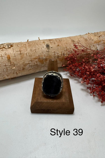 Lil Stunner Stone Ring - ivyandlavyboutique ivyandlavyboutique