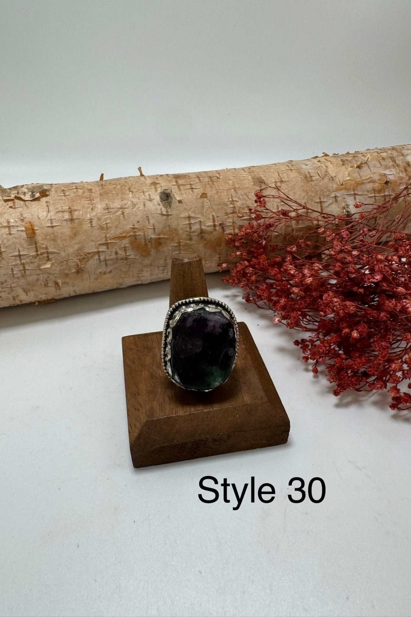 Lil Stunner Stone Ring - ivyandlavyboutique ivyandlavyboutique