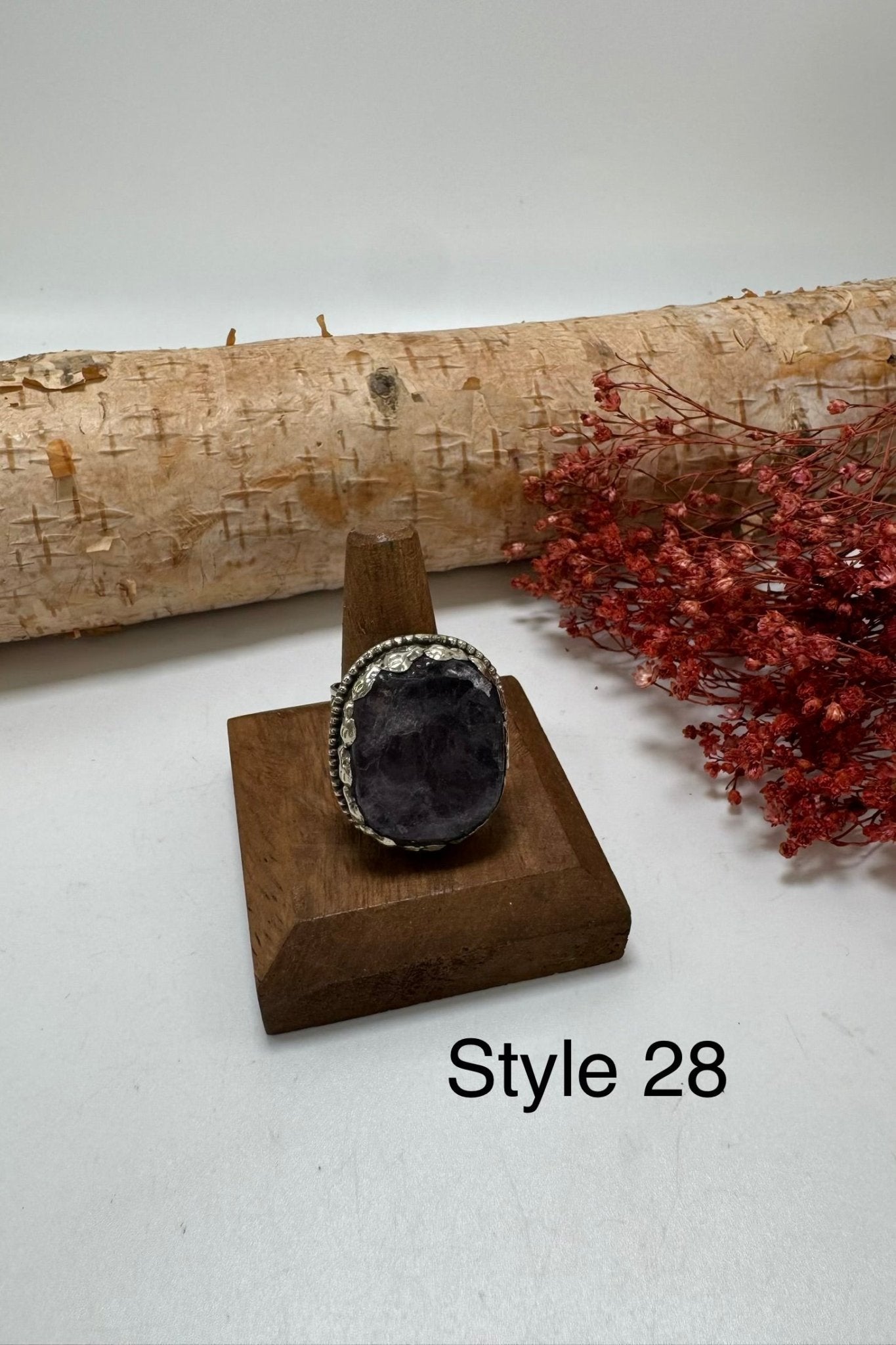 Lil Stunner Stone Ring - ivyandlavyboutique ivyandlavyboutique