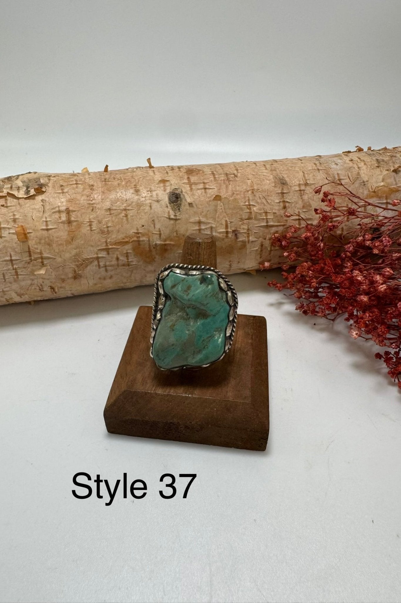 Lil Turquoise Chunk Stone Ring - ivyandlavyboutique ivyandlavyboutique