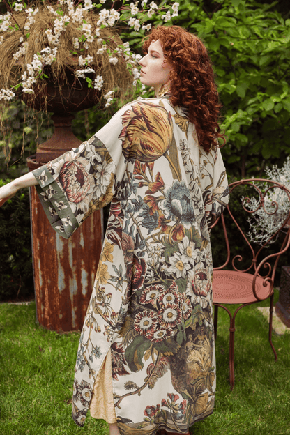 Love Grows Wild Opera Duster Kimono Robe w/ Bees - ivyandlavyboutique Market of Stars