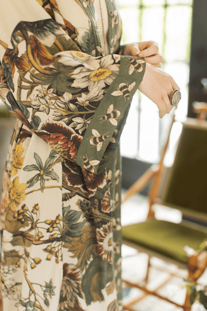 Love Grows Wild Opera Duster Kimono Robe w/ Bees - ivyandlavyboutique Market of Stars