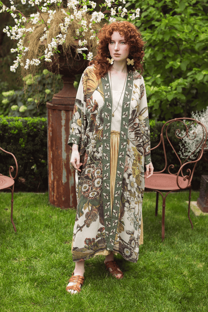 Love Grows Wild Opera Duster Kimono Robe w/ Bees - ivyandlavyboutique Market of Stars