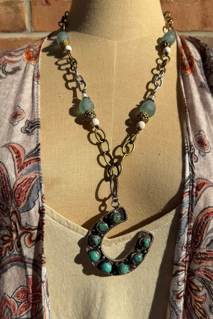 Lucky You Horseshoe Carved Statement Necklace - ivyandlavyboutique ivyandlavyboutique