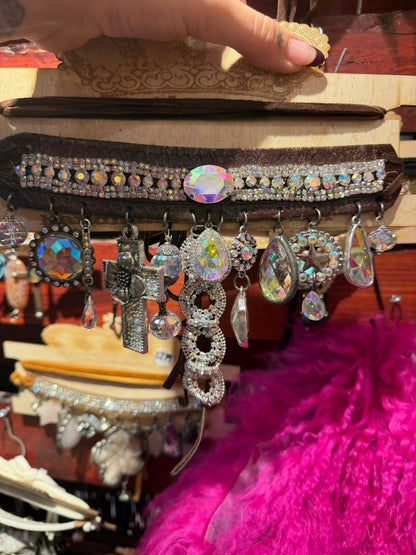 Madness Choker - ivyandlavyboutique Art by Amy