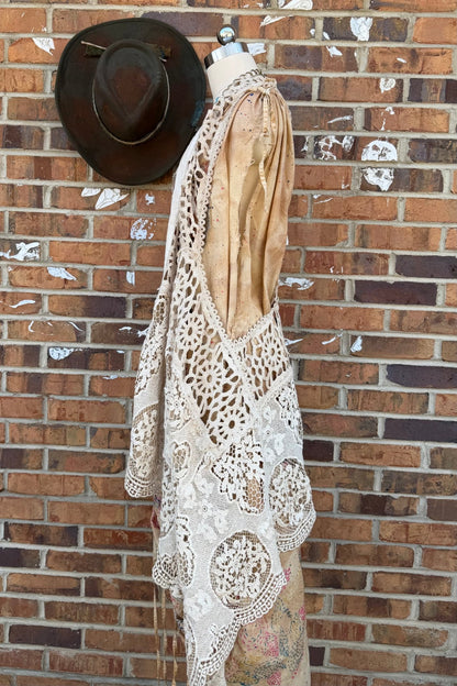 Magdaleme Layering Vest - ivyandlavyboutique A Rare Bird Shop