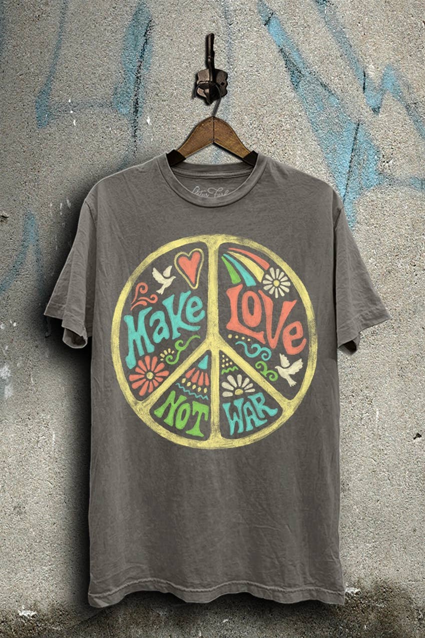 Make Love Not War Graphic Top: Stone Gray Mineral Wash - ivyandlavyboutique Lotus Fashion Collection
